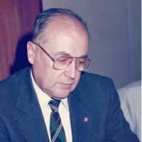 Dr. Fernando Cardona Arango